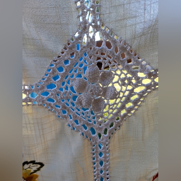 Handmade Crochet Embroidered Table Runner Pattern 37 in L x 37 in W Cream Topper - Picture 5 of 8